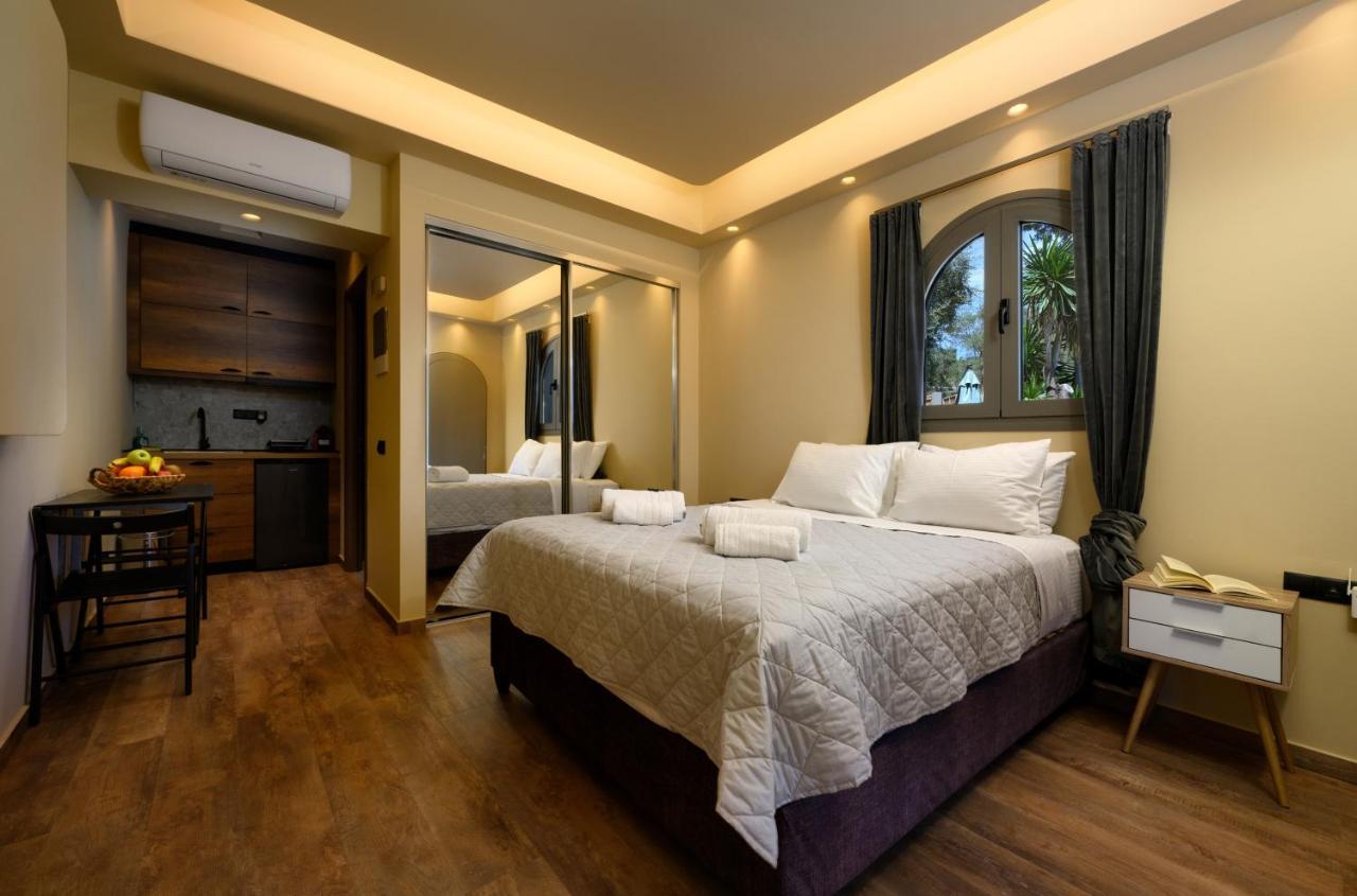 Seven Keys Luxury Suites Achílleion Exteriér fotografie