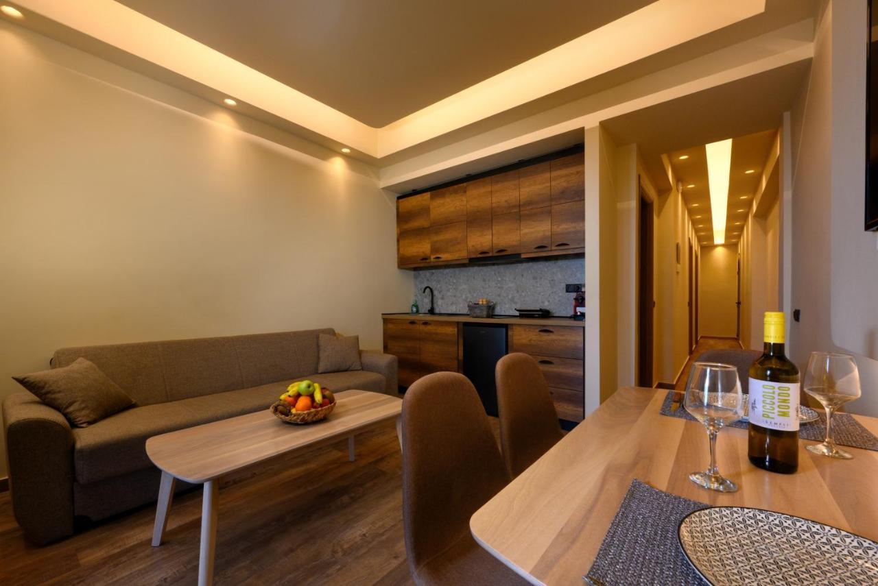 Seven Keys Luxury Suites Achílleion Exteriér fotografie
