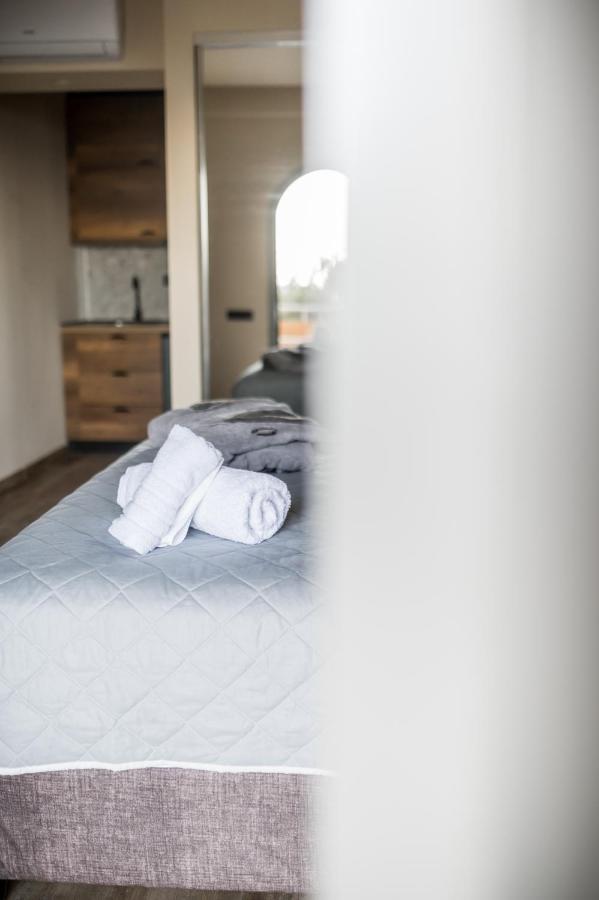 Seven Keys Luxury Suites Achílleion Exteriér fotografie